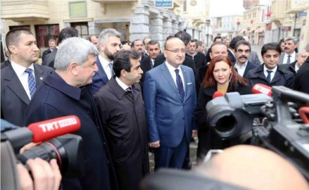 Başbakan Yardımcısı Akdoğan, Seka Film Platosu’nu inceledi