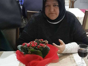 Hülya Oran'a güzel kutlama!..