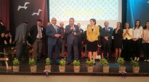 'ZULMÜ ALKIŞLAYAMAM' ALKIŞLANDI!