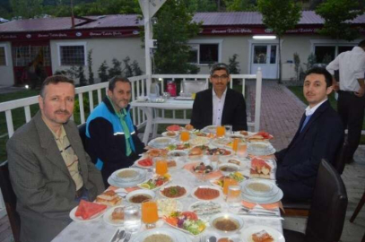 Eltim, Talebe Yurdu'nda iftar verdi