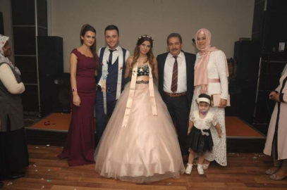 Aydemir Ailesinin Mutlu Günü