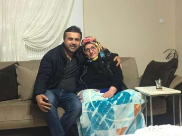 Kaynanasını görünce mutlu olan insan; Cemil Sönmez