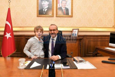 Vali Yavuz, Ahmet Eren Taşdelen ve Ailesini Misafir Etti