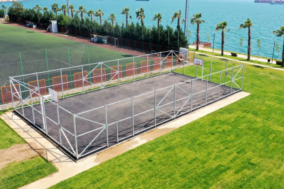 Hereke Sahil Parkındaki  basketbol sahasında sona doğru