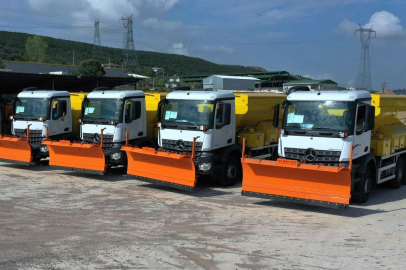 Yol Bakım Timine yeni sistem asfalt tamir ve bakım robotu