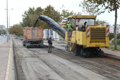 Darıca Atatürk Caddesi’nde hummalı üstyapı çalışması
