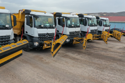 Fen İşleri’ne 5 adet yeni kamyon