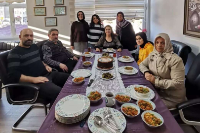 Kader Hoca’yı ekibi yalnız bırakmadı