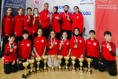 Körfezli karateciler ligde zirveye çıktılar