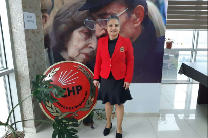 CHP KÖRFEZ’DE YENİ BAŞKAN: GÜLSEREN SOLMAZ ALTUNAL