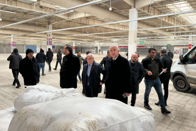 Depremin toplanacağı merkezde hazırlıklar devam ediyor