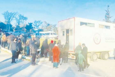 Deprem bölgesinde 25 sahra eczanesinden ücretsiz ilaç temini