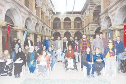 ‘SANAT İÇİN BEN DE VARIM’