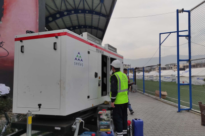 SEDAŞ ilk günden beri deprem bölgesinde yaraları sarıyor