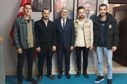 SUAT YAZAN, GECE-GÜNDÜZ ZİYARETLERİNİ SÜRDÜRÜYOR