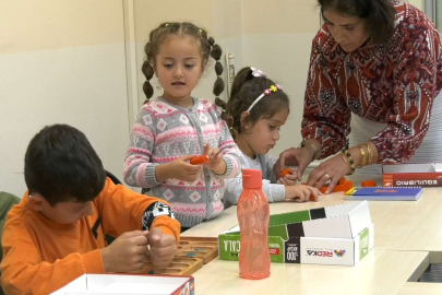 İŞİTME ENGELLİ ÇOCUKLARA ‘AKIL OYUNLARI’ EĞİTİMİ