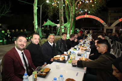 BAŞKAN SÖĞÜT GENÇLERLE SAHURDA BULUŞTU