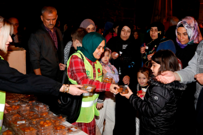 Büyükşehir’den Kadir Gecesi’nde lokma ikramı