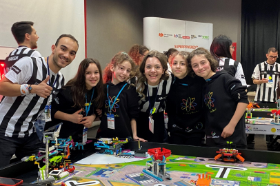 Büyükşehir’den Gölcüklü robotik takımına destek