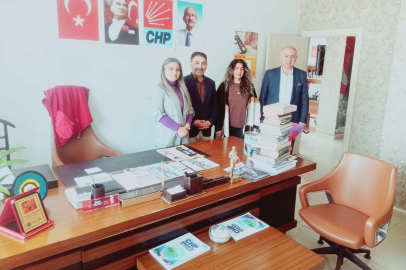 CHP’DEN ŞEHİT KÜTÜPHANESİ İÇİN KİTAP DESTEĞİ