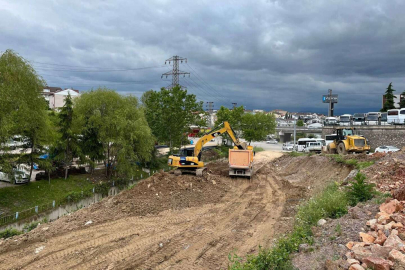 KÖRFEZ KAŞKALDERE’DE KAVŞAK VE BAĞLANTI YOLLARI YAPILIYOR