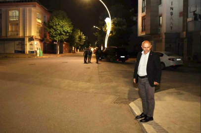 BARBAROS MAHALLESİ’NE DEKORATİF AYDINLATMALAR