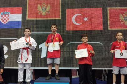 Körfezli Hilmi Metehan Balkan üçüncüsü oldu.