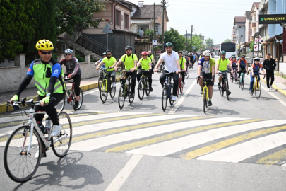 KARTEPE’DE BİSİKLET SEVERLERE FAYDALI HİZMET