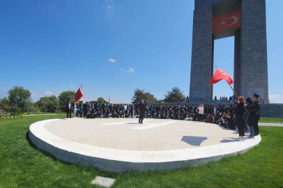 KÖRFEZİM MİLLİ ŞUURLA MEZUNİYETİNİÇANAKKALE’DE YAPTI