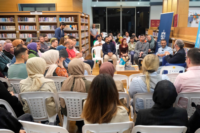 Tarık Tufan ve Saadettin Acar okurlarıyla buluştu