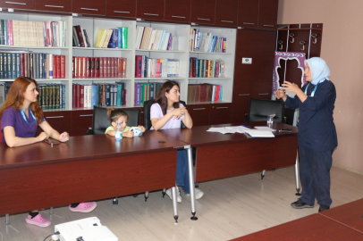 KOCAELİ DERİNCE EĞİTİM VE ARAŞTIRMA HASTANESİ ÇALIŞANLARI İŞARET DİLİ ÖĞRENİYOR