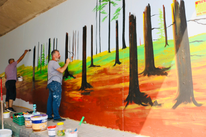 Körfez’de köprü altları renkleniyor