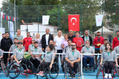 TEKERLEKLİ SANDALYE 100. YIL TENİS TURNUVASI HEYECANI