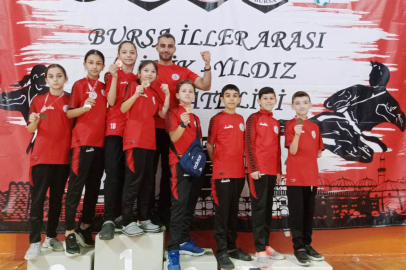 Körfezli karateciler Bursa’da fırtına gibi estiler