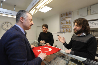 Büyükşehir 20 bin Türk Bayrağı dağıtacak