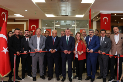 Cumhuriyet’in 100. Yılında  KOTO kırmızı- beyaza boyandı