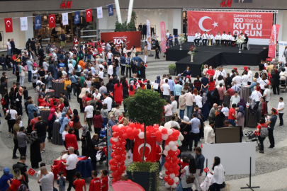 Özel bireylerden 100. yılda anlamlı etkinlik