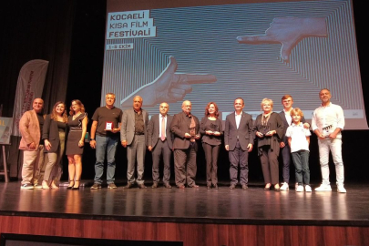 ÜNLÜLER ÖDÜL TÖRENİ İÇİN 5 KASIM’DA SÜLEYMAN DEMİREL’DE