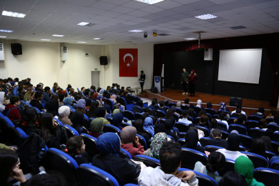 SEZAİ KARAKOÇ YETİ BİLGİ YARIŞMASINA 83 TAKIM KATILDI