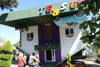 “Ters Ev” yenilenen yüzüyle misafirlerini ağırlıyor