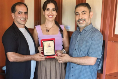 KOŞEDER’den Derya İnan’a Anlamlı Ziyaret ve Plaket Takdimi