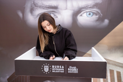 Bursalılar Ata'ya özlemi satırlara döküyor