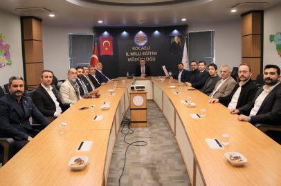 Müdür Aydın, Erzurumluları ağırladı