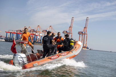 Mersin’de arama kurtarma ekipleri eğitimlerini sürdürüyor