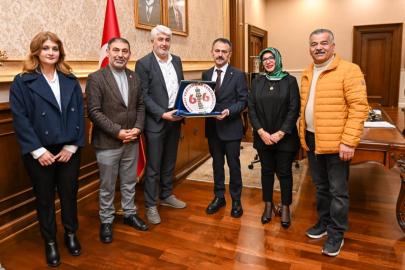 KOCAELİ YOZGATLILAR FEDERASYONU’NDAN VALİ AKTAŞ’A ZİYARET