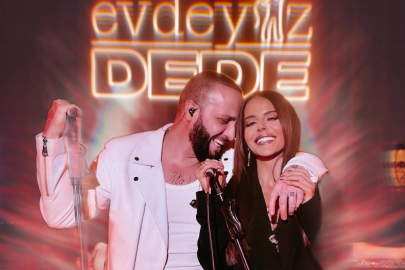 Berkay'ın "Evdeyiz Dede"ye ikinci gece... Biletler tükendi, ikinci konser açıldı