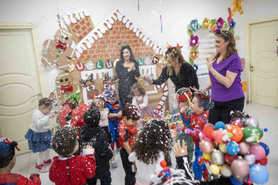 İzmir Bornovalı miniklerin yeni yıl coşkusu