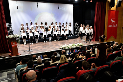 İzmir Bornova'da öğrencilerin oylarıyla gelen birincilik