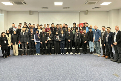 RoboBursa’da büyük final gerçekleşti... Şampiyonlar Çek Cumhuriyeti yolcusu