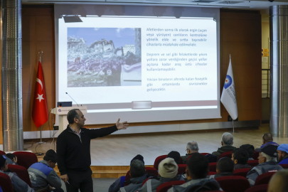 Antalya'da ilaçlama personeline biyosidal ürün kullanımı eğitimi